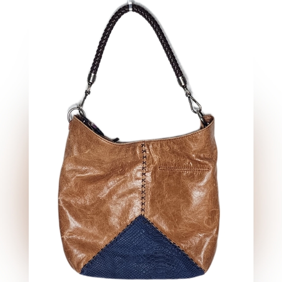 The Sak Bags Nwt The Sak Indio Leather Shoulder Bag Tan Navy Poshmark